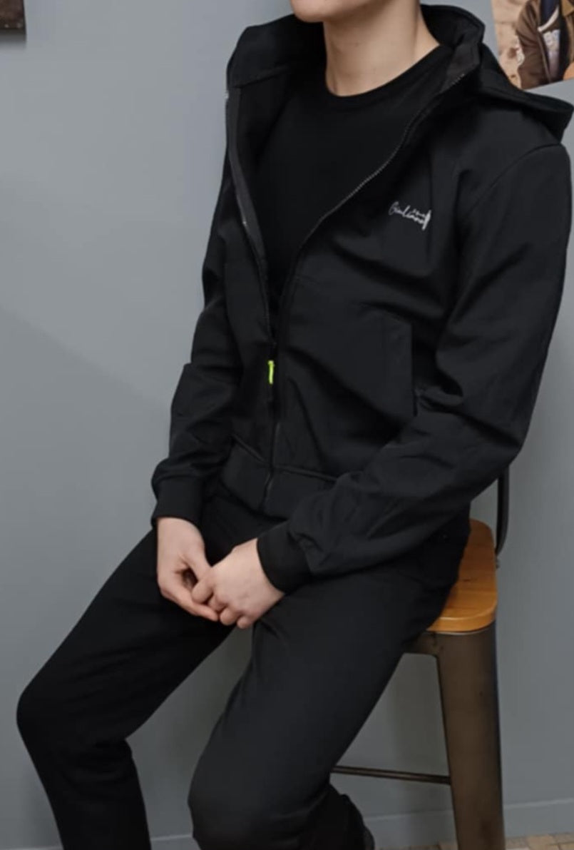 Giuliano il Bandito Blouson Coupe-Vent Noir: Élégance et Fonctionnalité Réunies.